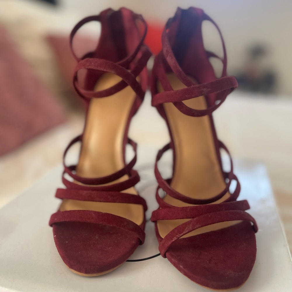 Steve Madden Glitzy Blush 8.5 High Heels